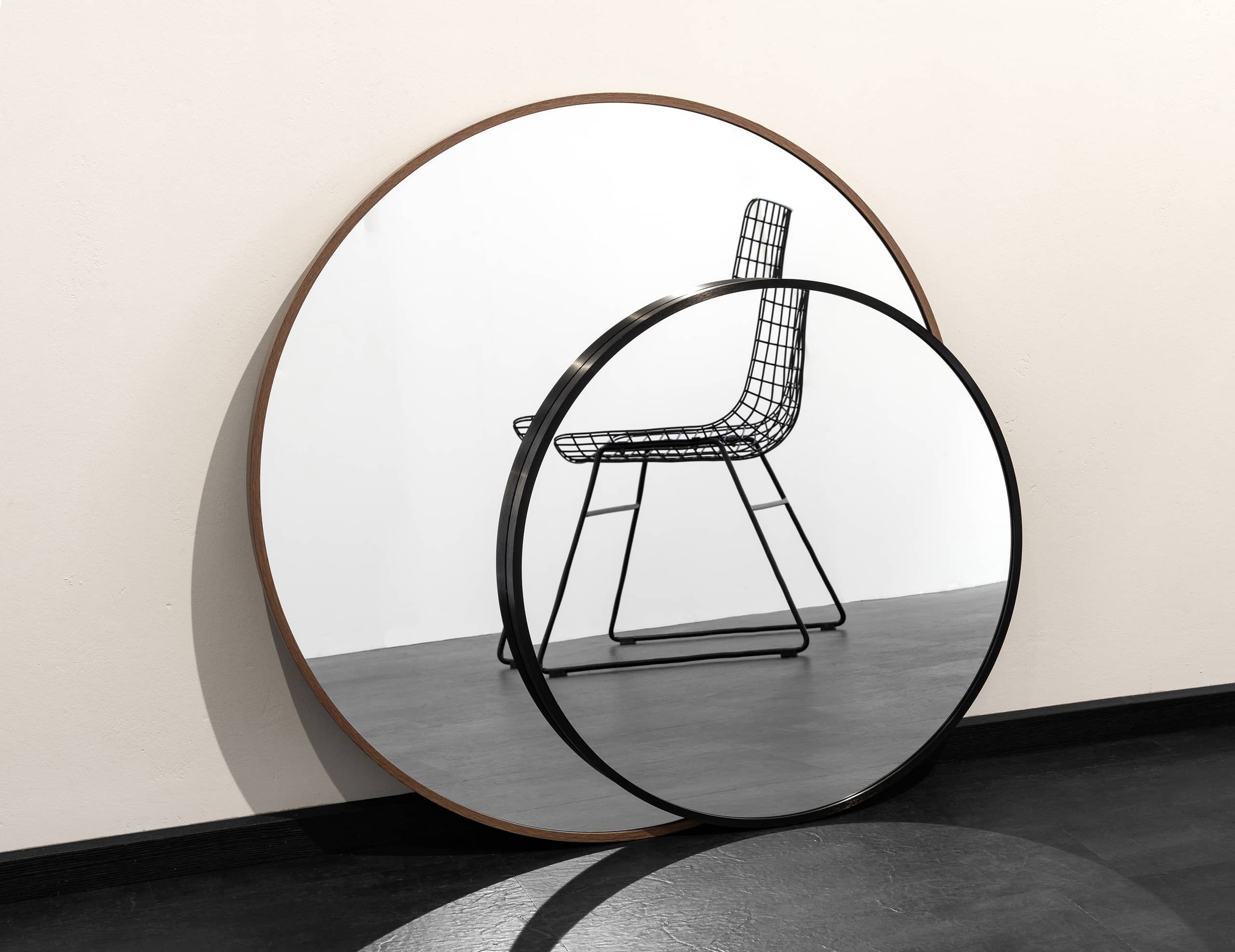 Round Mirrors